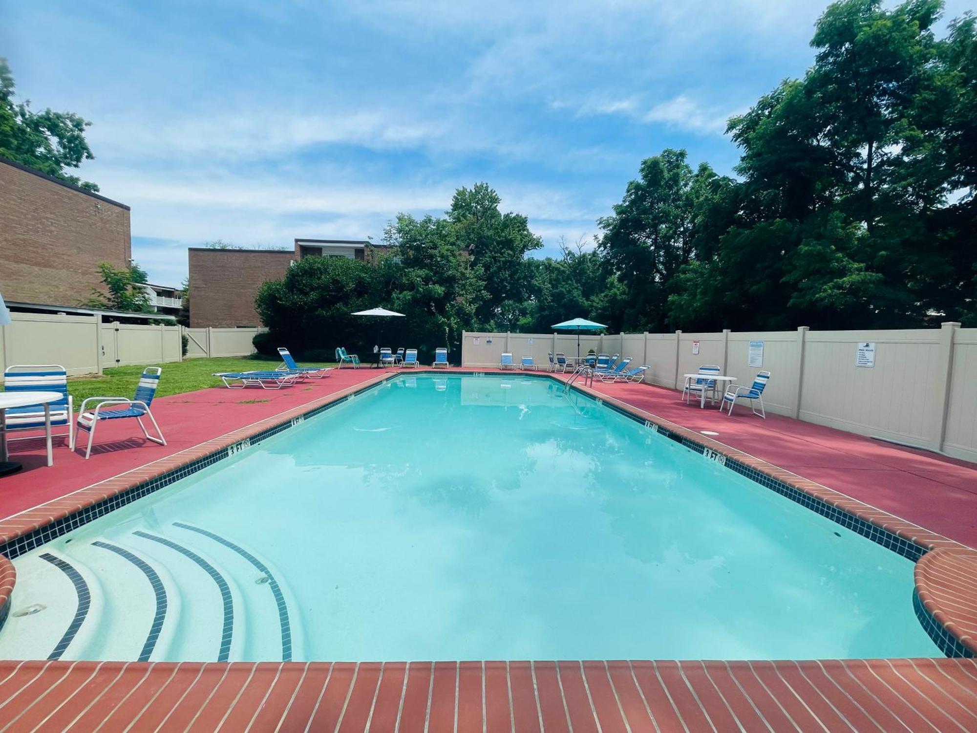 Large, Clean, Comfortable, 1Br Near Einstein Hos Elkins Park Экстерьер фото