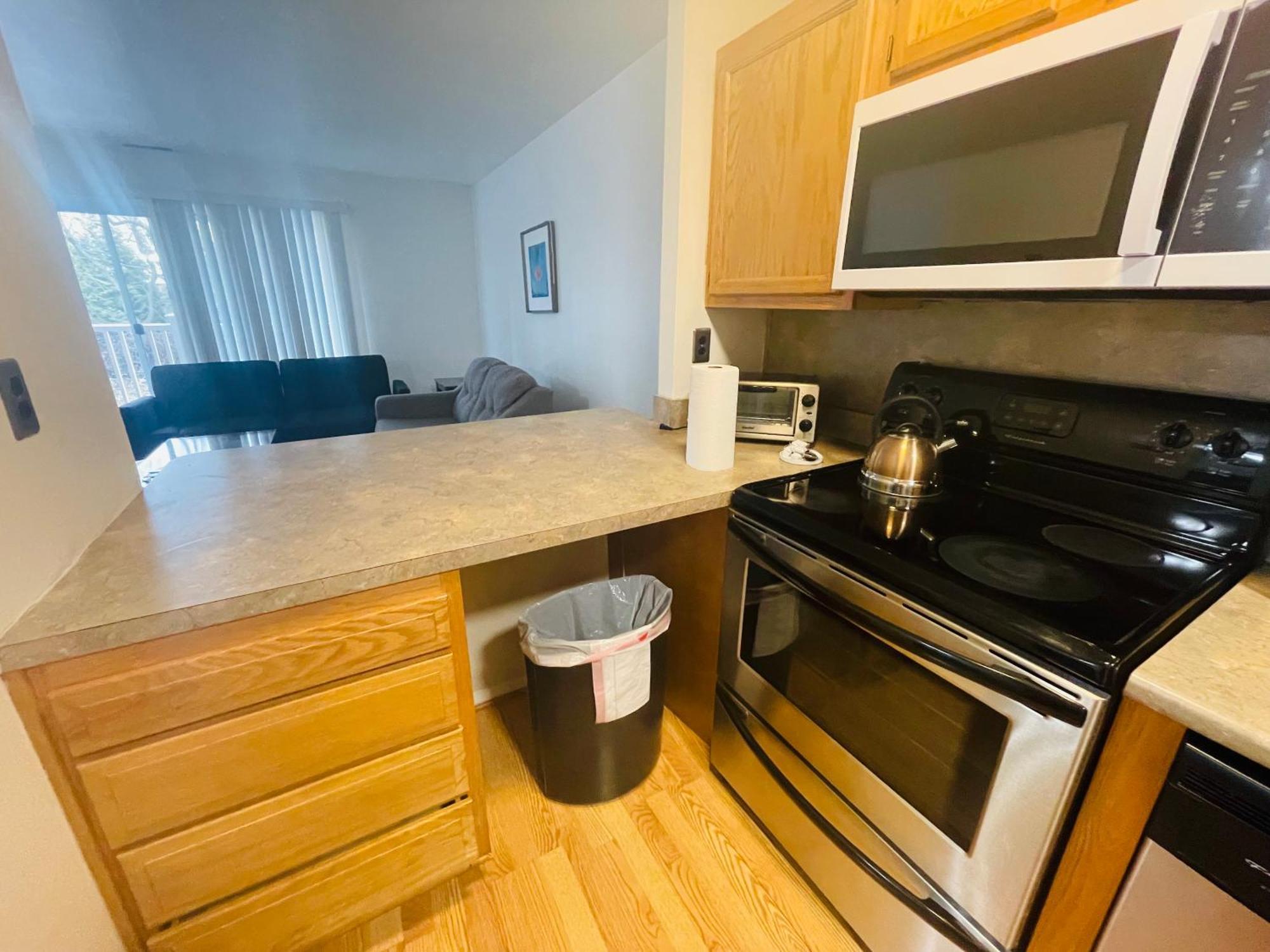 Large, Clean, Comfortable, 1Br Near Einstein Hos Elkins Park Экстерьер фото